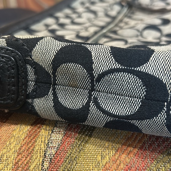 Coach Black Hobo Bag Purse Large EUC - Picture 7 of 9